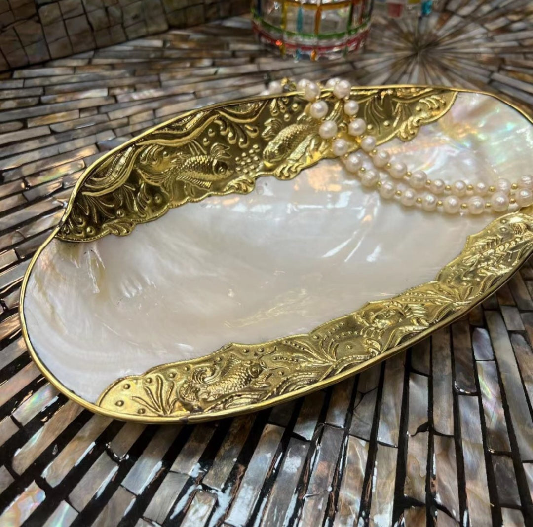 Plateau à bijoux en coquillage naturel