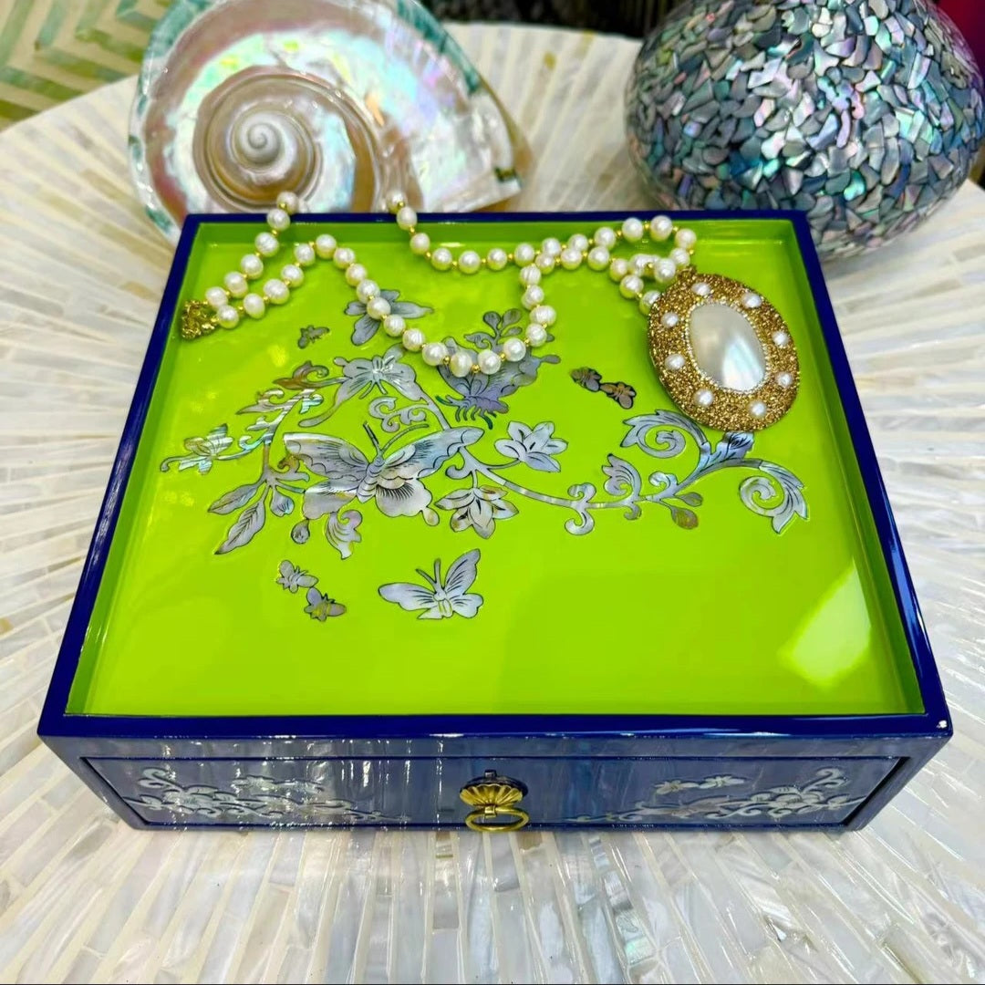 Najeonchilgi Boîte à bijoux-Émergence papillon